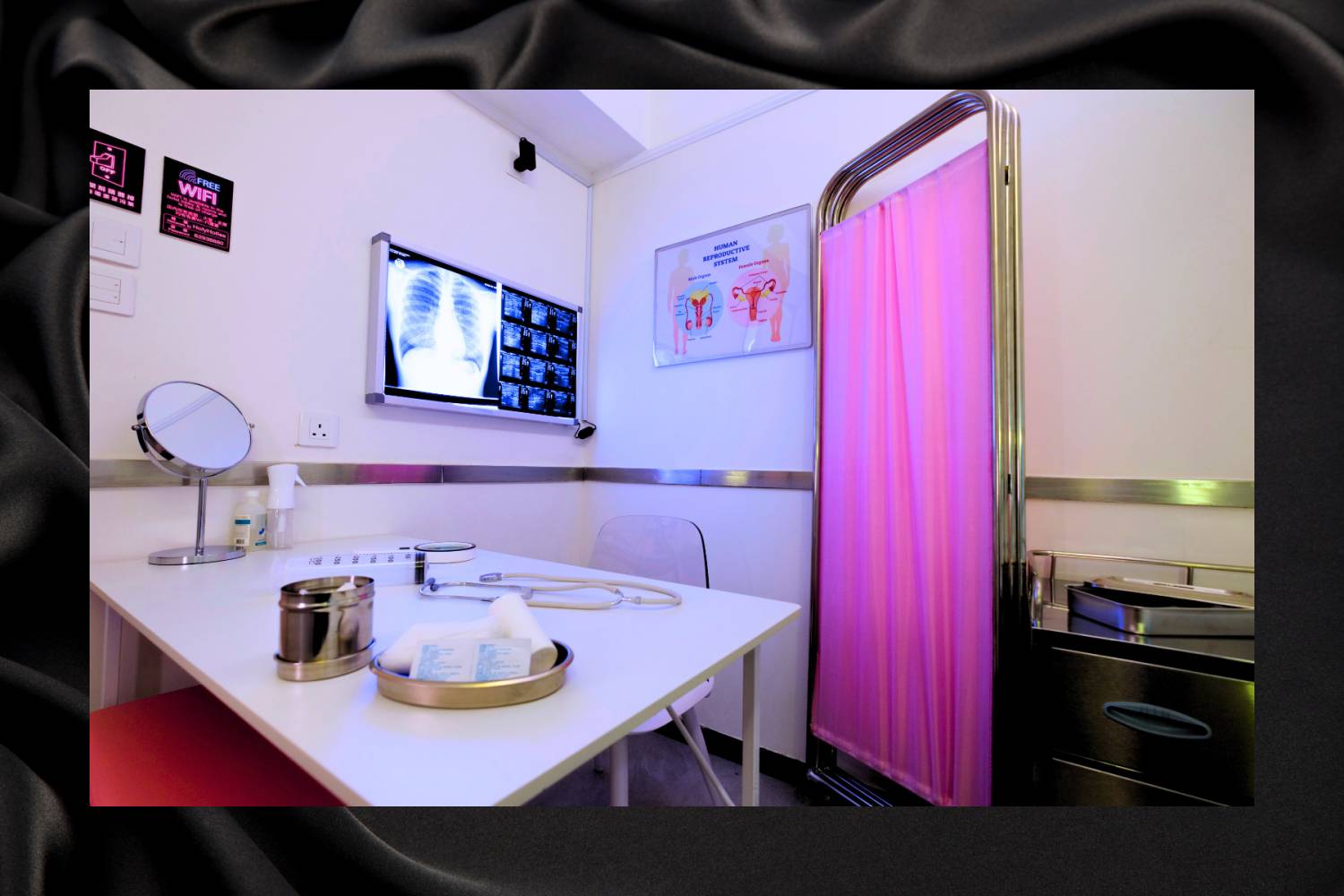 RM 503 - 醫療室 Medical Room【過夜】